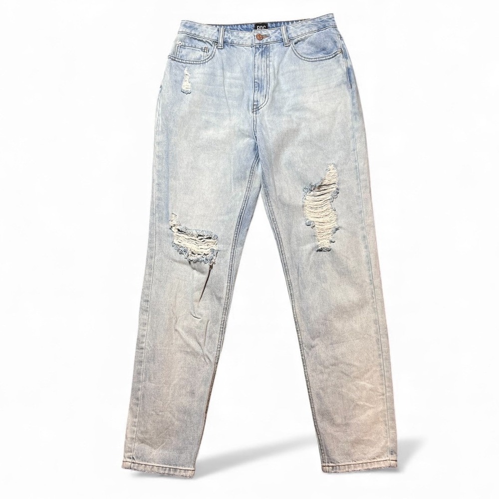 BDG Urban Outfitters High Rise Mom Jeans Light Wash Distressed Size 28 Baggy Y2K